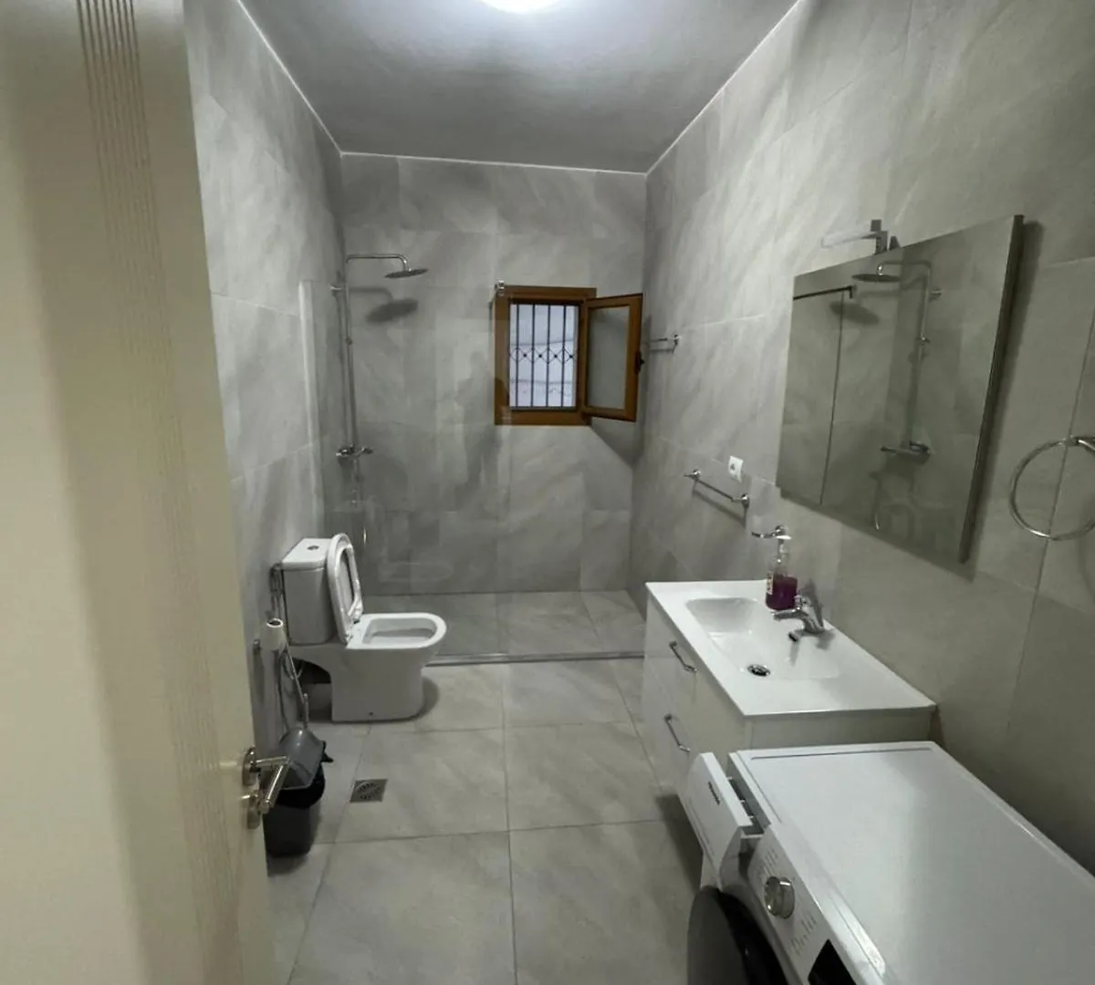 Neli Villa & Apartments Σαράντα