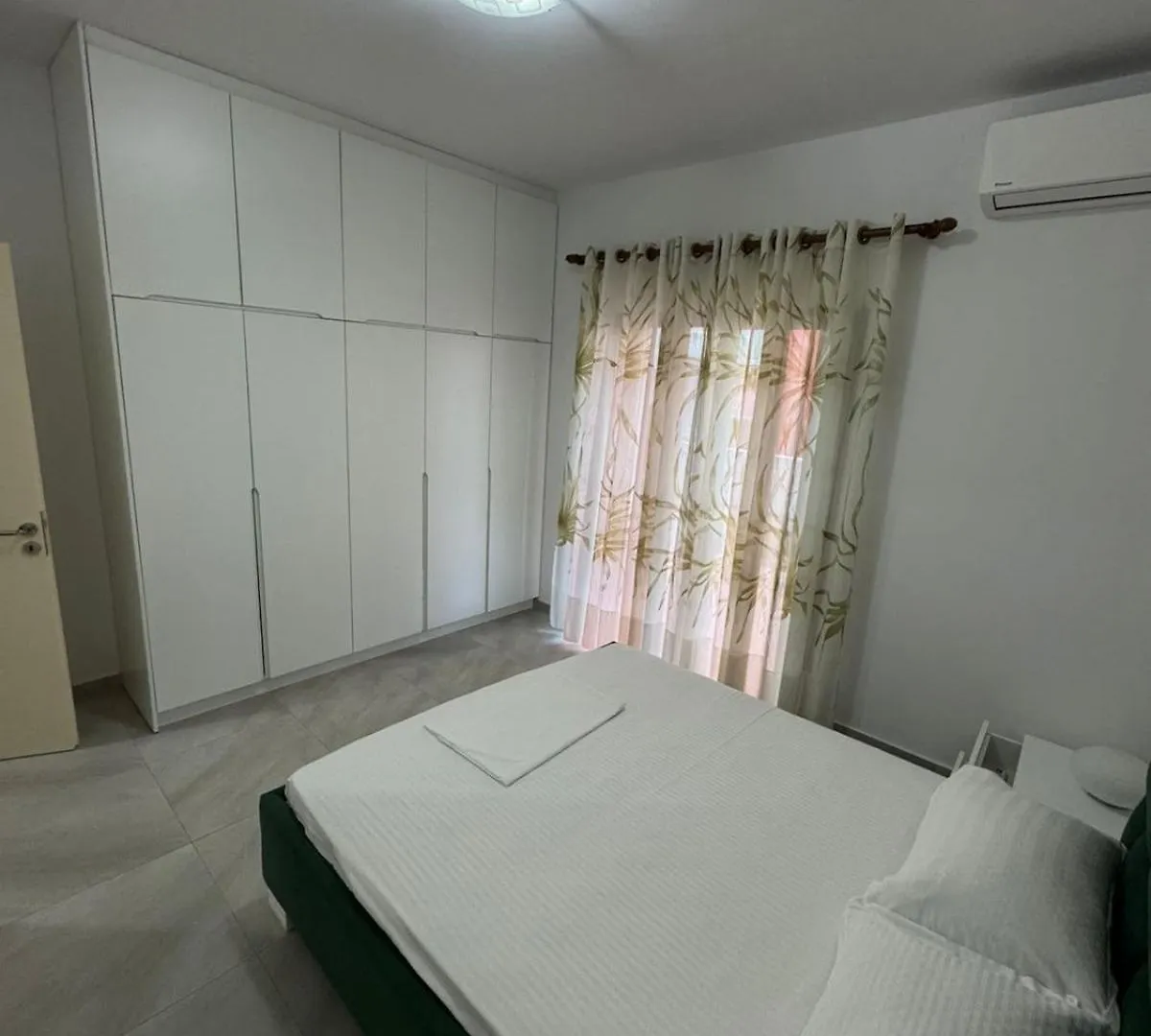 Neli Villa & Apartments Σαράντα Αλβανία