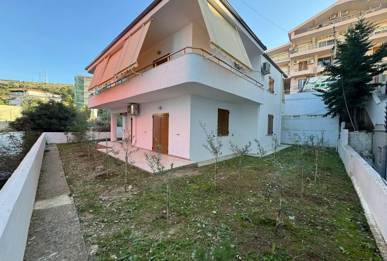Neli Villa & Apartments Σαράντα