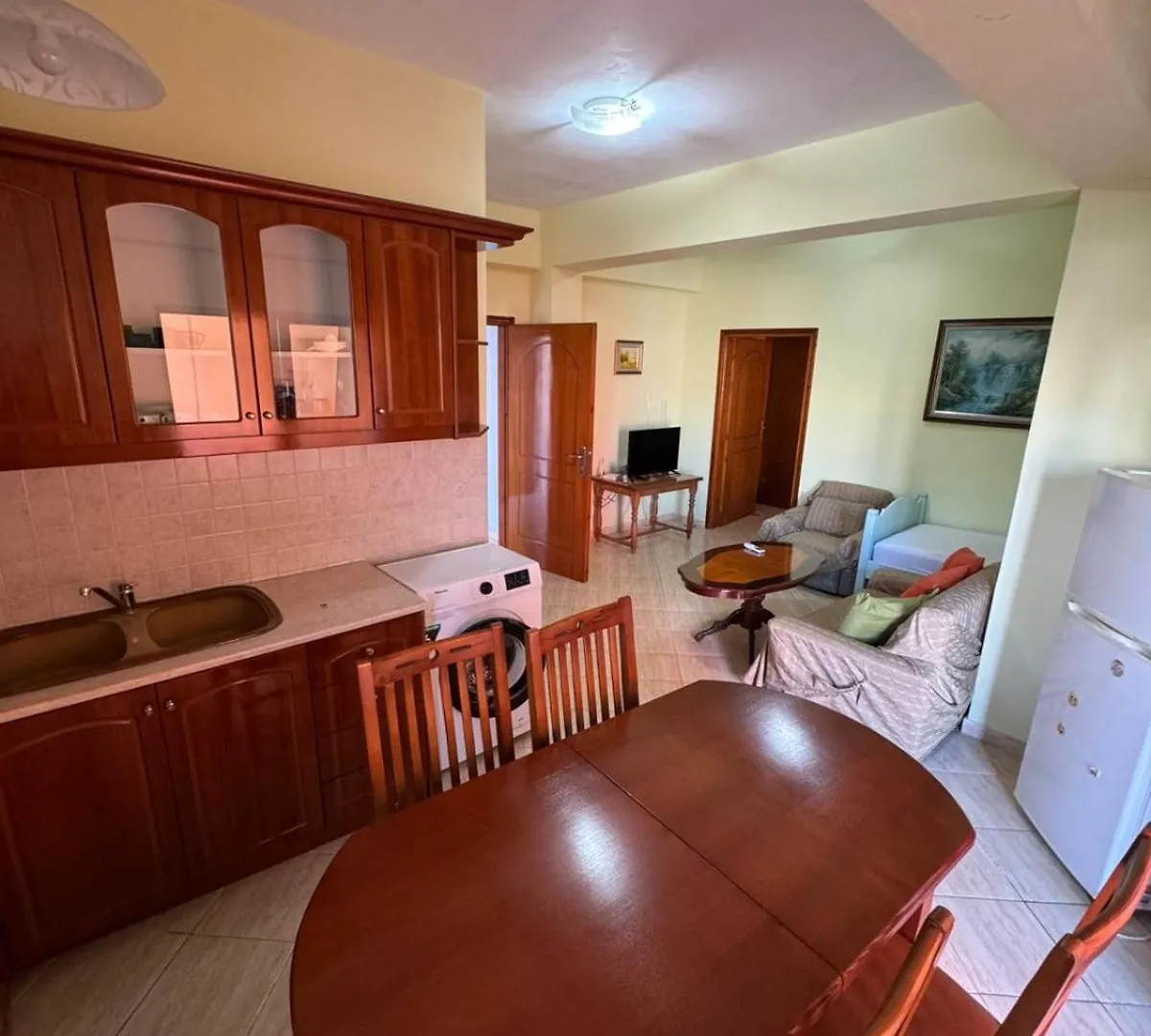 Neli Villa & Apartments Σαράντα 0*,  Αλβανία